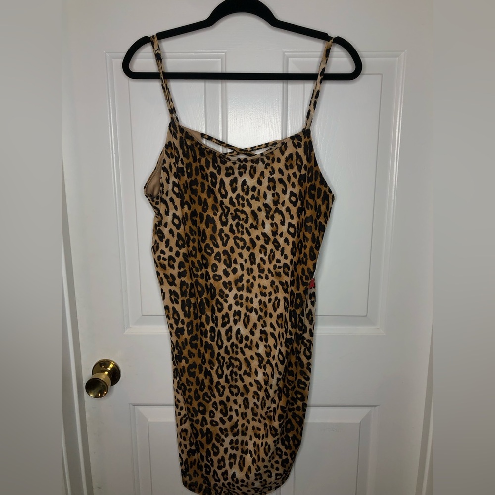 ✨BRAND NEW✨ Forever 21 Leopard Print Mini Dress